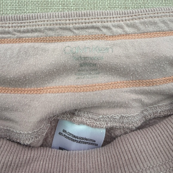 Calvin Klein women’s size S jogger sweatpants, pink - Picture 3 of 4